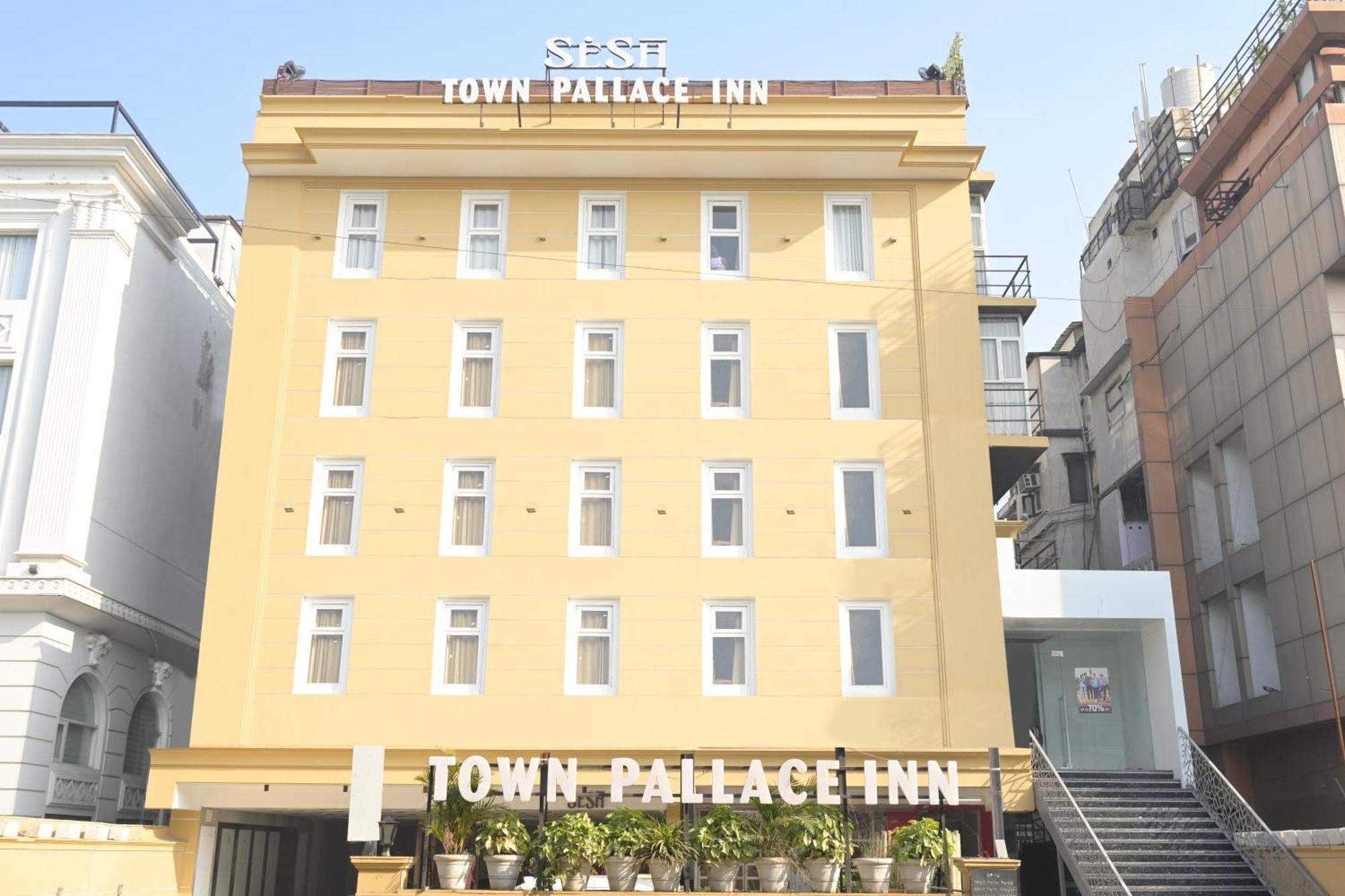 Hotel Town Grand Patel Nagar New Delhi